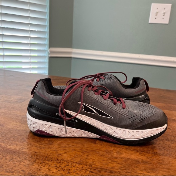 Altra Women’s Paradigm 4.5 gray red ego guide rail running shoes size 9 women’s - Picture 4 of 12